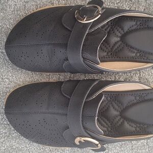 *Like New* Alicegana Mules
